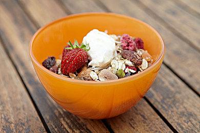 《地平线：西部禁域》机械蛇Boss战展示 2月18日发售